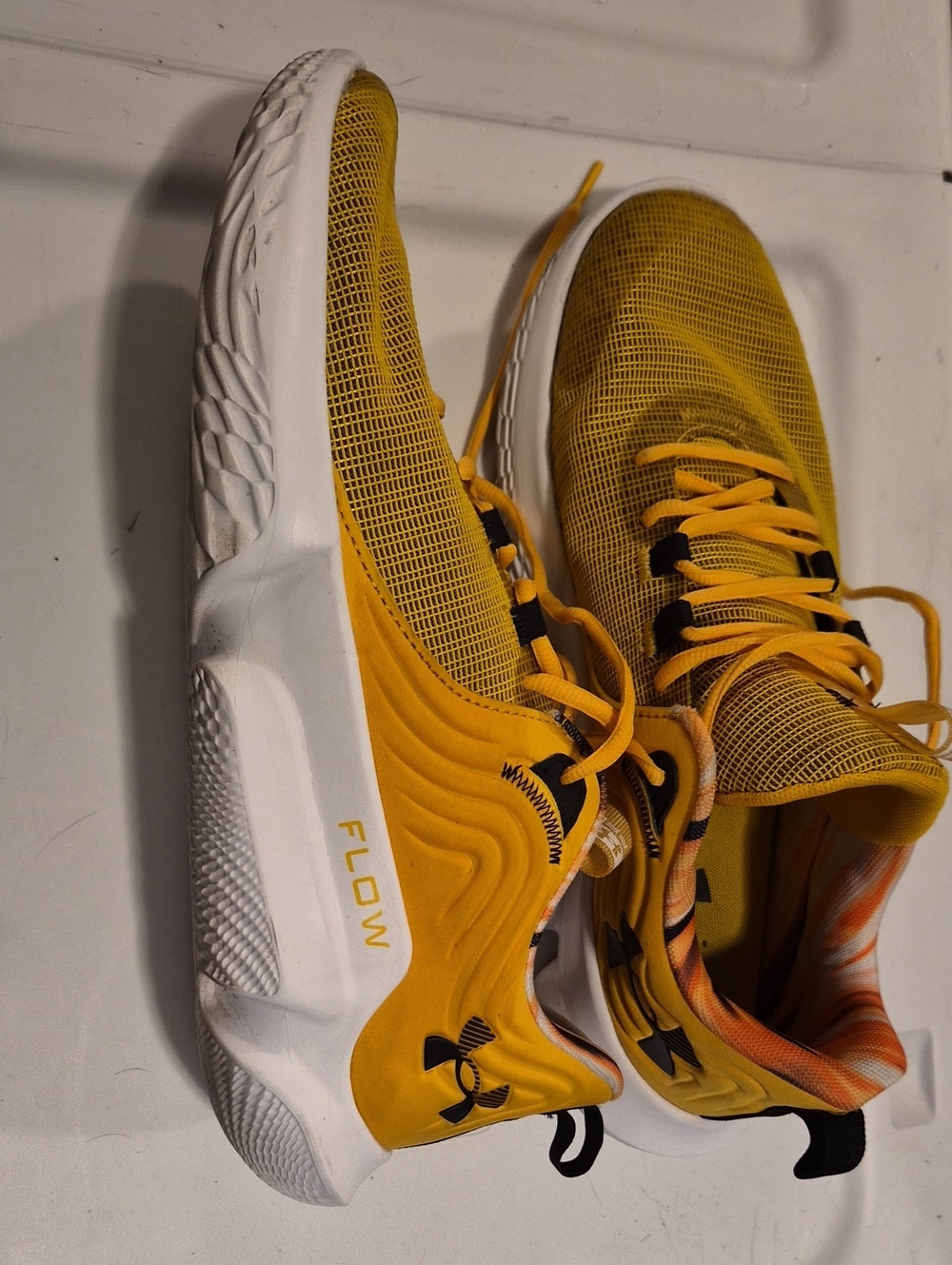 Under Armour Flow Futr X 2 Basketball Men Sneakers M12